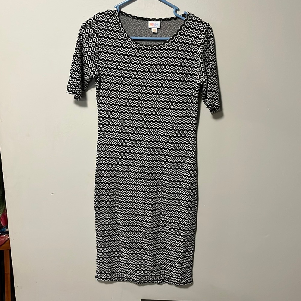 3 items for $10 Lularoe Julia Dress XXS black and white